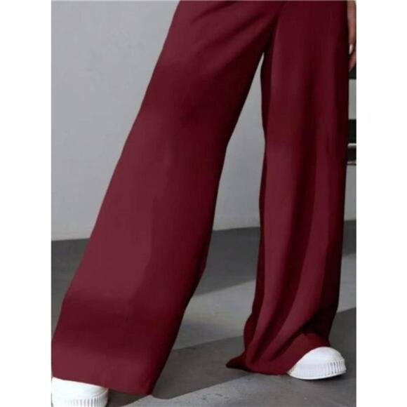Wide Leg Pleated Pants - Picture 6 of 15